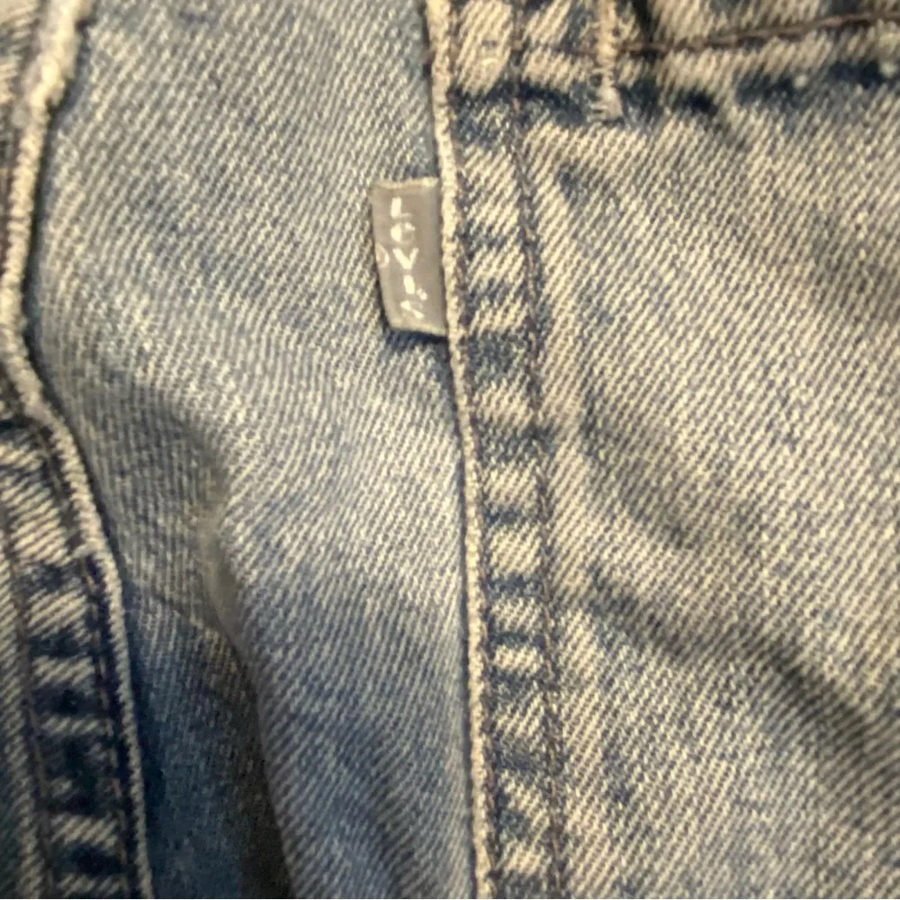 Levi’s Silver Tab‎ Men's Blue Jeans Distressed 33X32 Loose Fit Hole Back Pocket